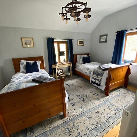 Salmon Weir Lodge Cong Esterno foto