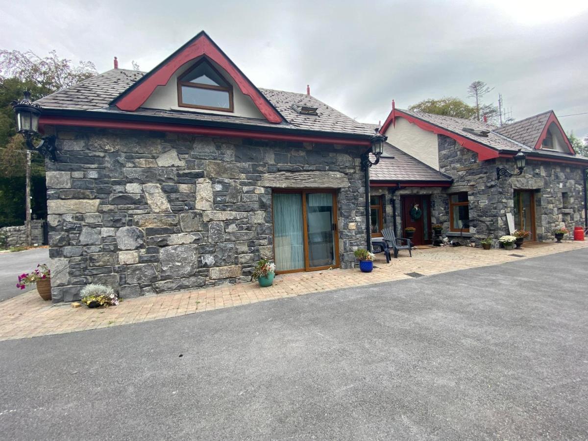 Salmon Weir Lodge Cong Esterno foto