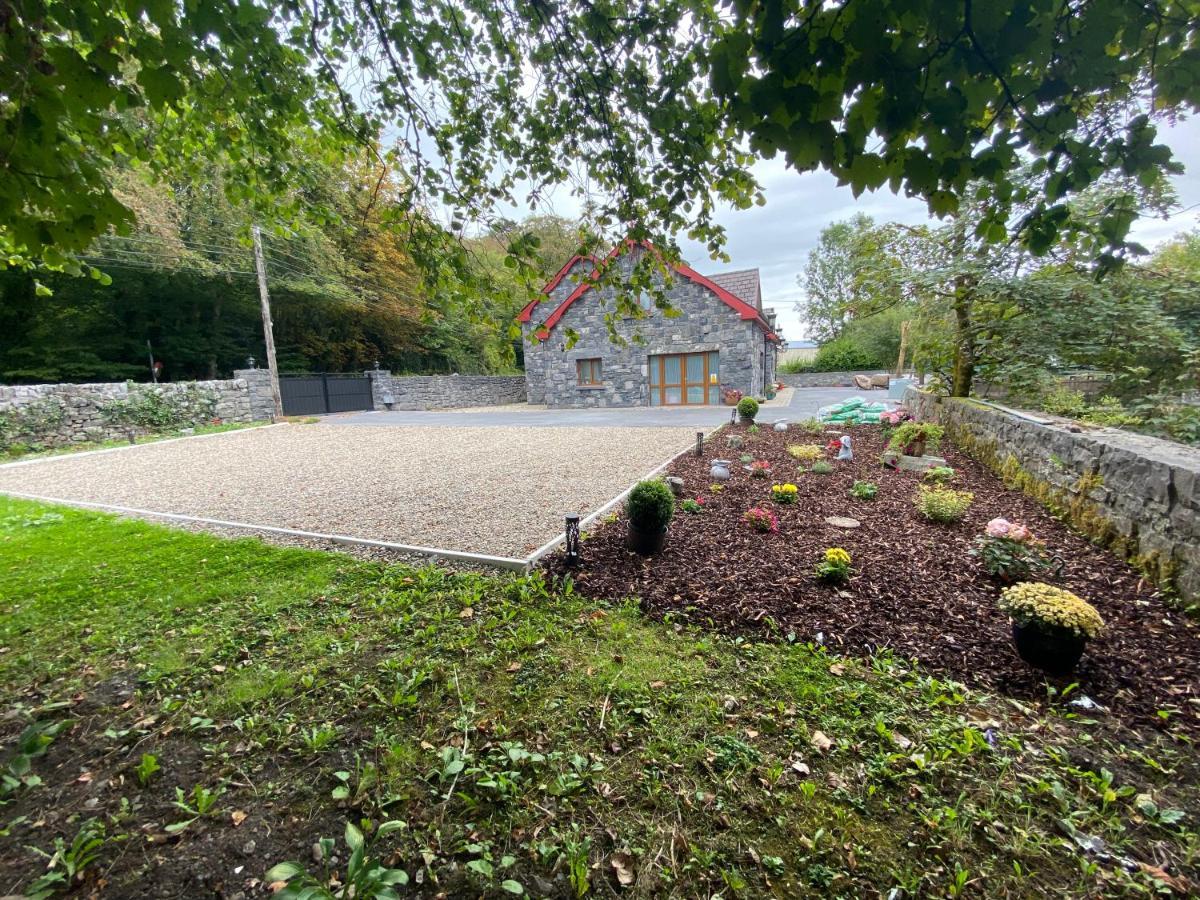 Salmon Weir Lodge Cong Esterno foto